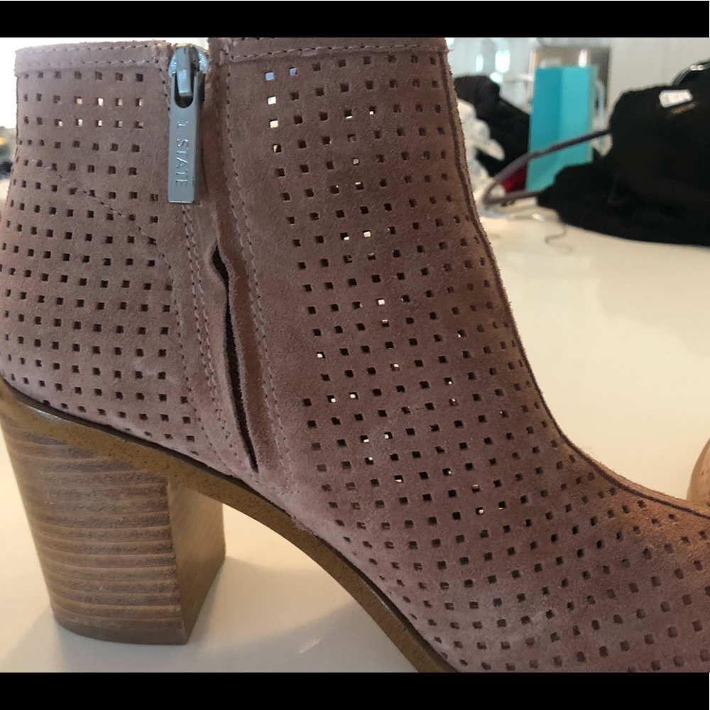 Pink booties - Picture 3 of 4